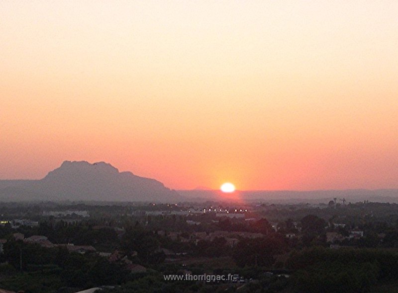 coucher de soleil 28092009.jpg - Rocher de Roquebrune sur Argens